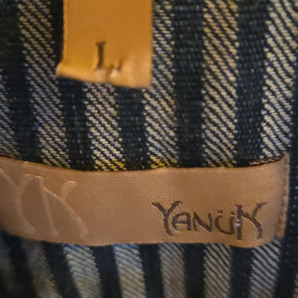 Jean Jacket With Sweater Edging - Picture 2 of 14